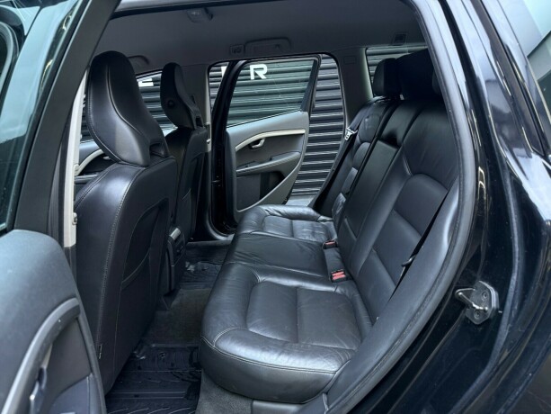 volvo-v70-diesel-2011-big-28