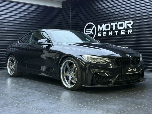 bmw-m4-bensin-2015-big-1
