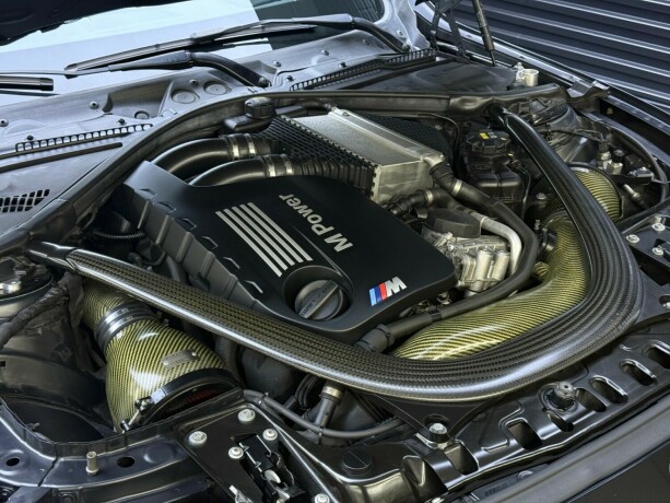 bmw-m4-bensin-2015-big-50