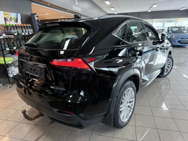 lexus-nx-300h-elektrisitetbensin-2015-big-6