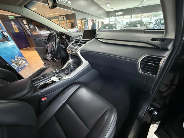 lexus-nx-300h-elektrisitetbensin-2015-big-28