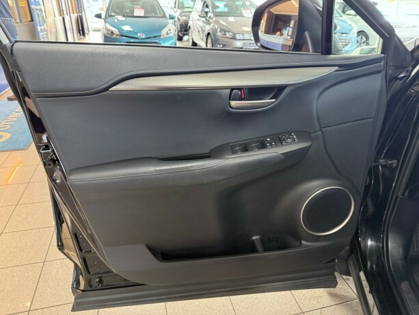 lexus-nx-300h-elektrisitetbensin-2015-big-9