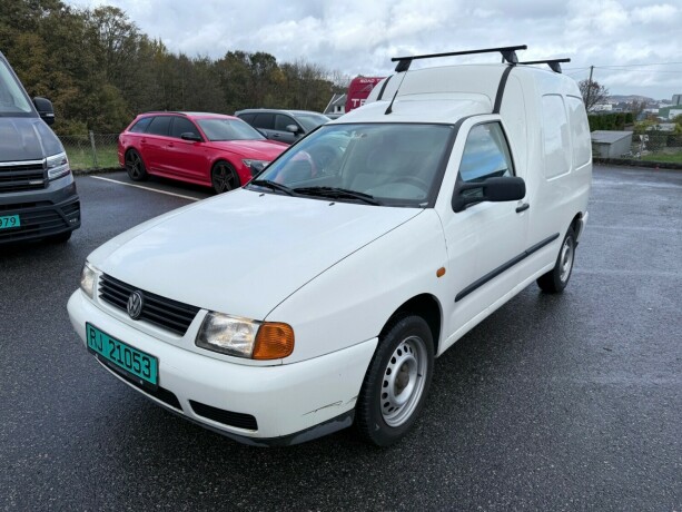 volkswagen-caddy-bensin-2003-big-0
