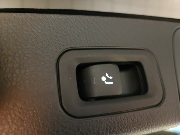 mercedes-benz-glb-diesel-2020-big-20