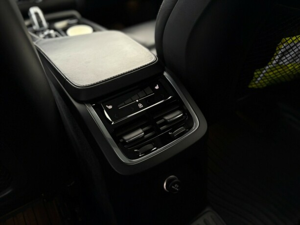 volvo-xc-90-plug-in-petrol-2019-big-42