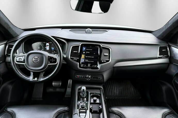 volvo-xc-90-plug-in-petrol-2019-big-18