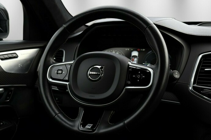 volvo-xc-90-plug-in-petrol-2019-big-20