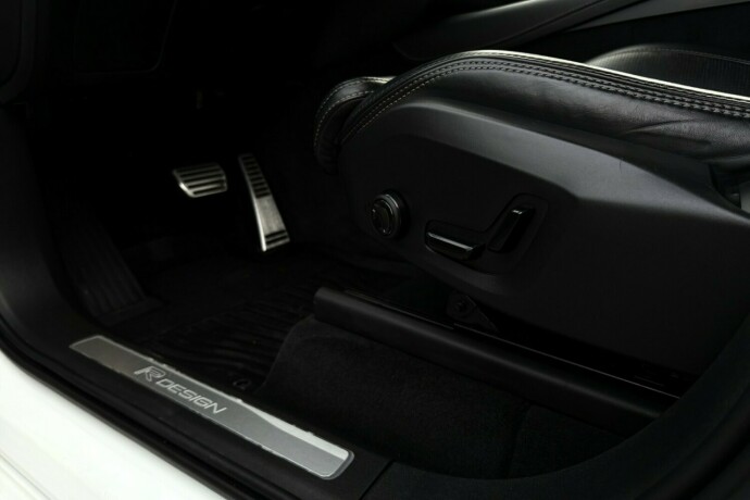 volvo-xc-90-plug-in-petrol-2019-big-14