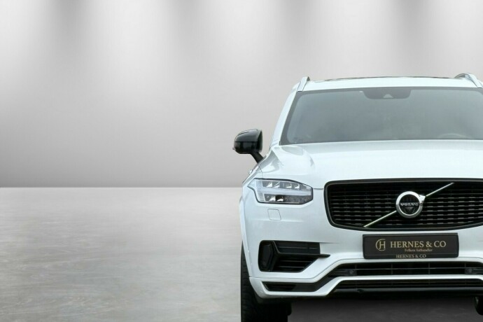volvo-xc-90-plug-in-petrol-2019-big-5