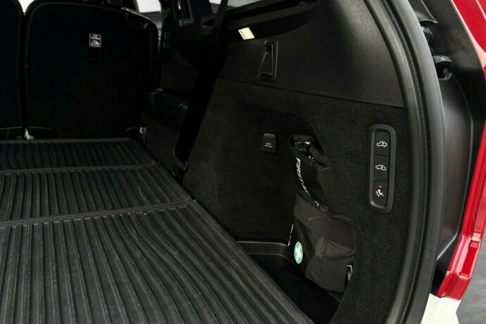 volvo-xc-90-plug-in-petrol-2019-big-12