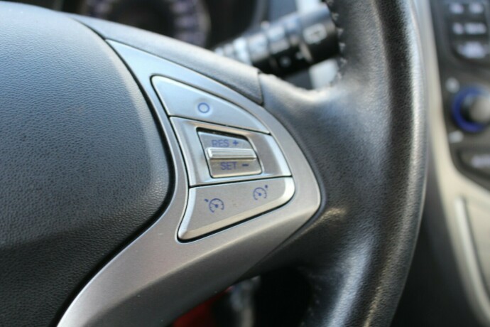 hyundai-ix20-bensin-2011-big-8