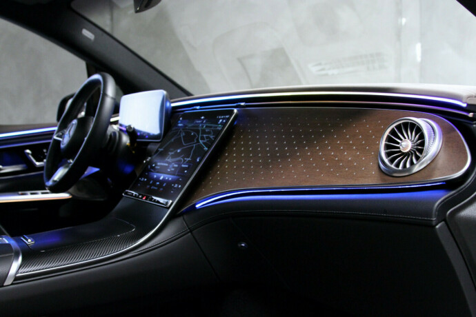 mercedes-benz-eqe-suv-elektrisitet-2023-big-5