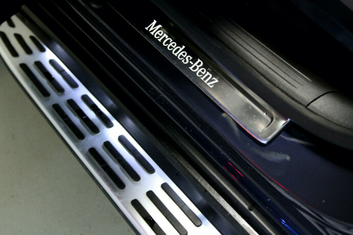 mercedes-benz-eqe-suv-elektrisitet-2023-big-26