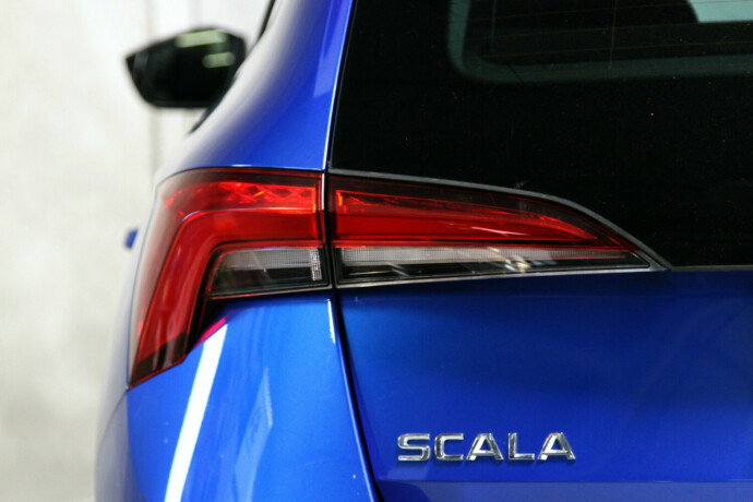 skoda-scala-bensin-2019-big-26