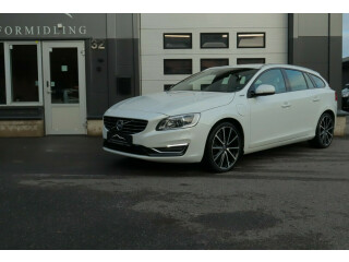 Volvo | V60 | Elektrisitet+diesel | 2016