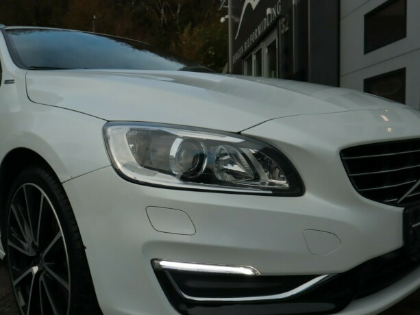 volvo-v60-elektrisitetdiesel-2016-big-19