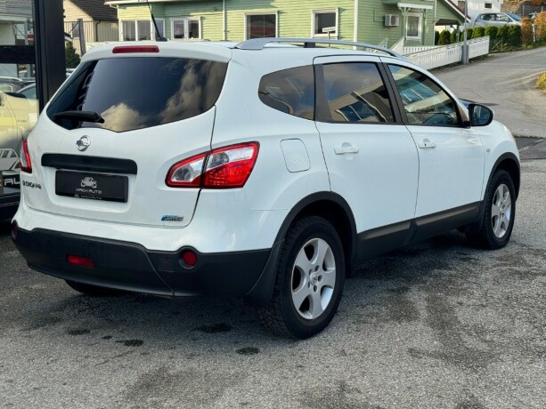 nissan-qashqai-2-diesel-2011-big-4