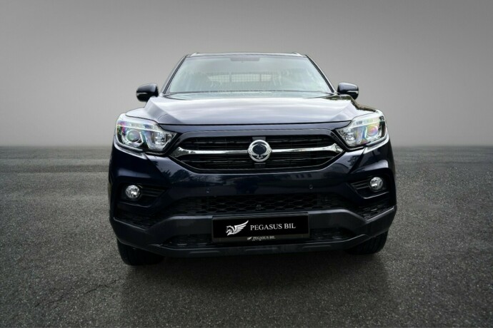 ssangyong-rexton-sports-diesel-2020-big-1