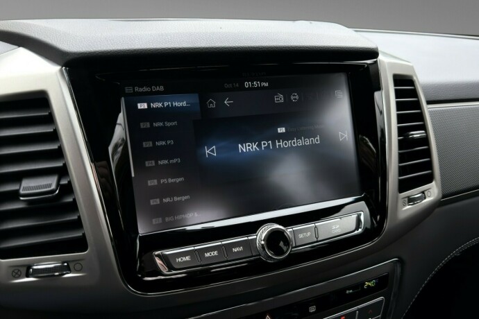 ssangyong-rexton-sports-diesel-2020-big-13