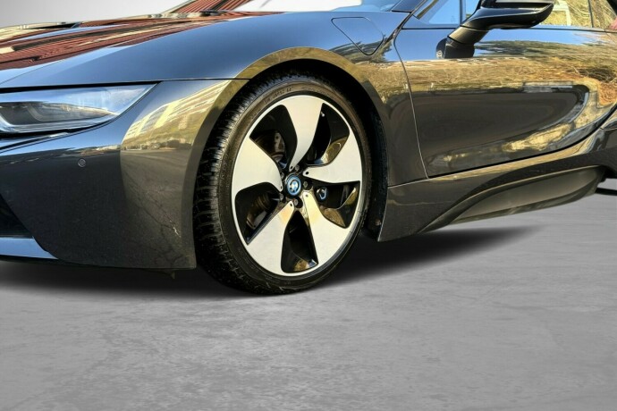 bmw-i8-elektrisitetbensin-2016-big-7