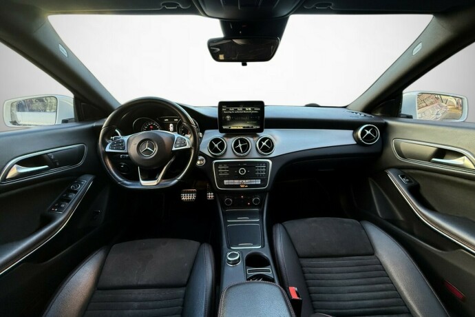 mercedes-benz-cla-bensin-2018-big-42