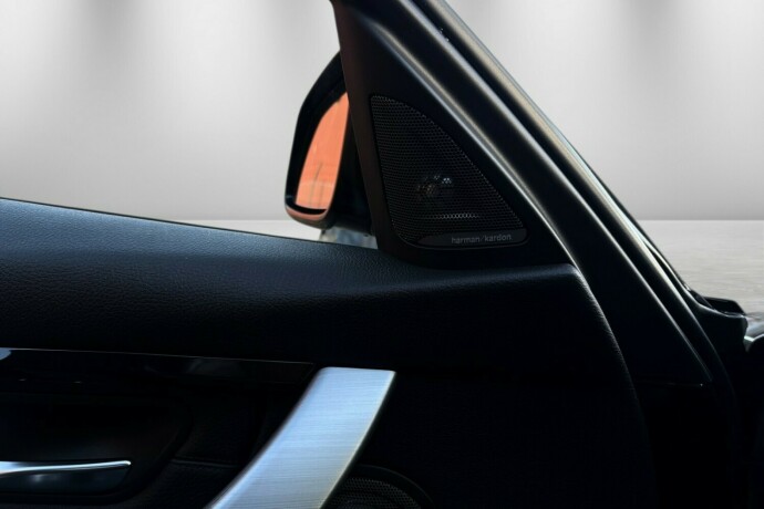 bmw-3-serie-plug-in-petrol-2016-big-16