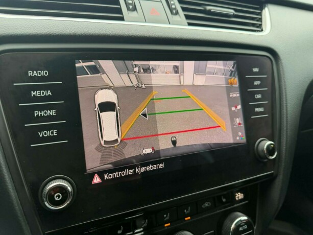 skoda-octavia-diesel-2018-big-36