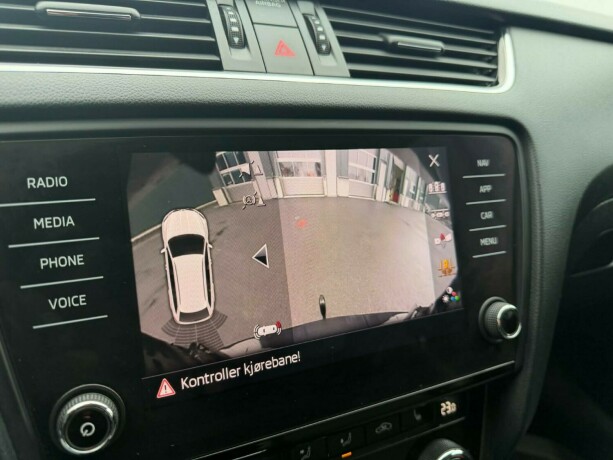 skoda-octavia-diesel-2018-big-37