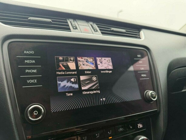 skoda-octavia-diesel-2018-big-43