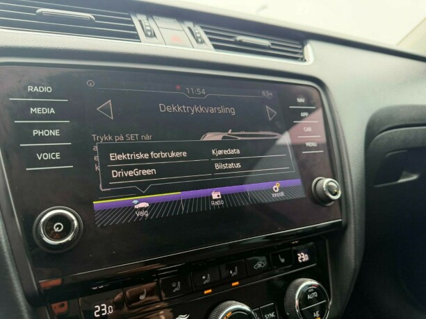 skoda-octavia-diesel-2018-big-42