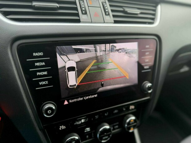 skoda-octavia-diesel-2018-big-17