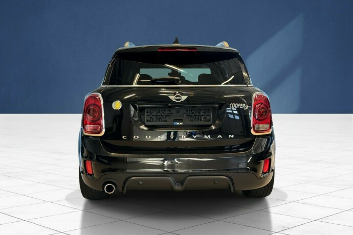 mini-countryman-elektrisitetbensin-2017-big-9