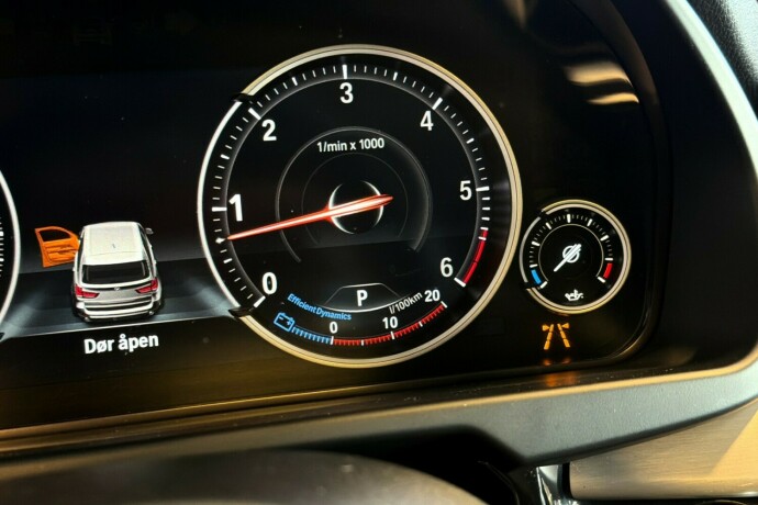bmw-x5-diesel-2015-big-18