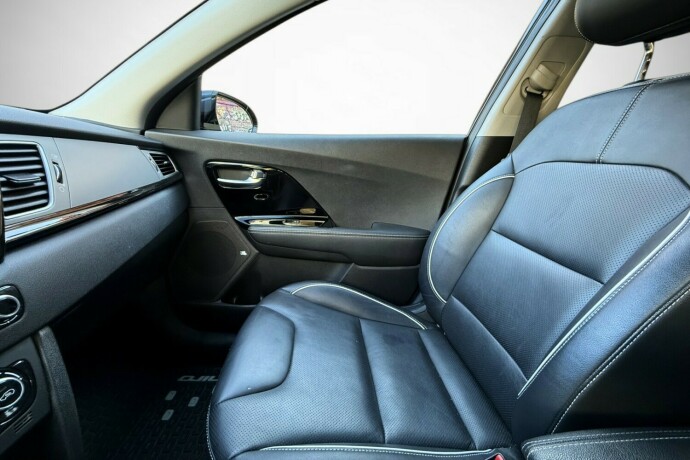 kia-niro-elektrisitet-2019-big-39