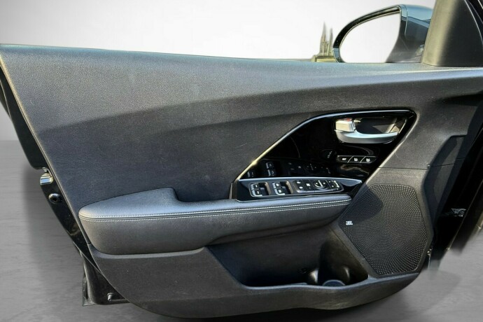 kia-niro-elektrisitet-2019-big-11