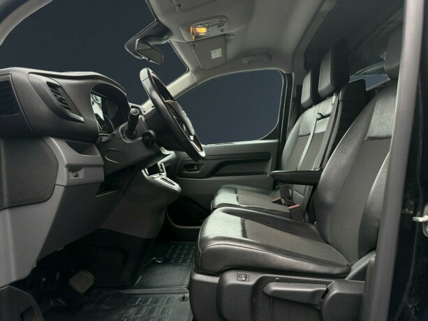 opel-vivaro-elektrisitet-2022-big-9
