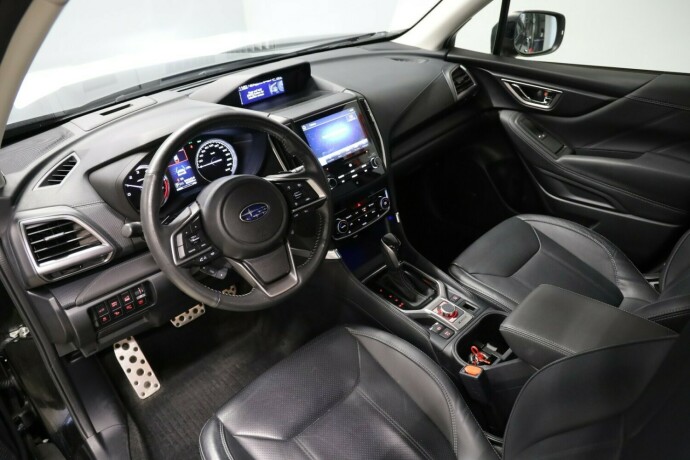 subaru-forester-elektrisitetbensin-2020-big-5