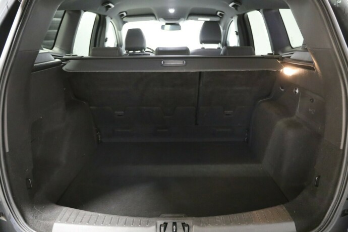 ford-kuga-diesel-2017-big-11