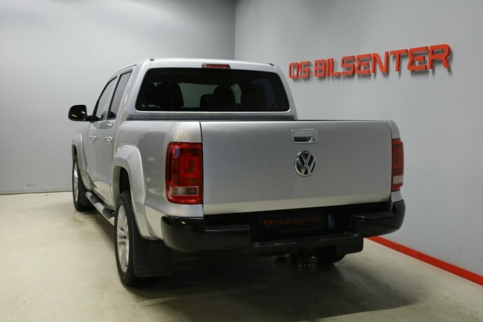 volkswagen-amarok-diesel-2011-big-3