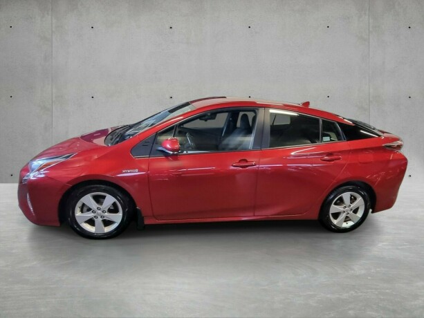 toyota-prius-elektrisitetbensin-2016-big-3