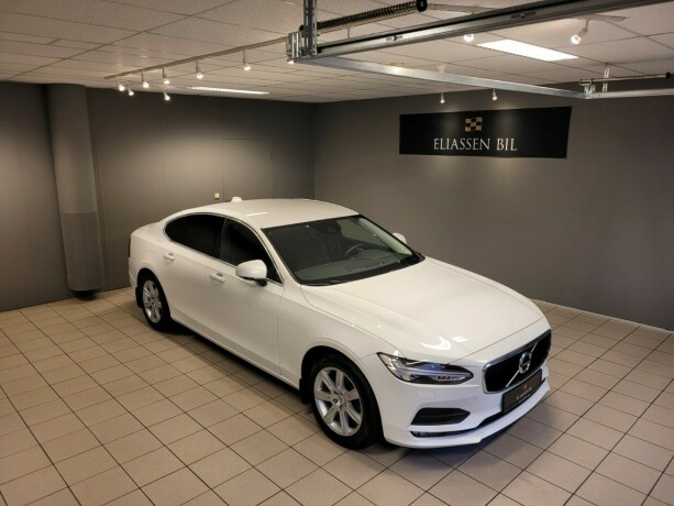 volvo-s90-diesel-2018-big-2