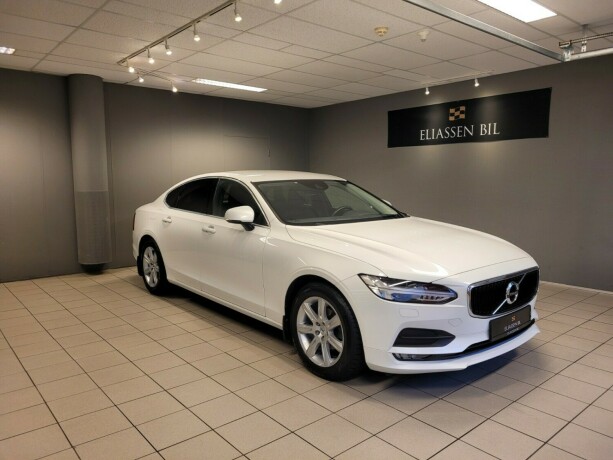 volvo-s90-diesel-2018-big-1