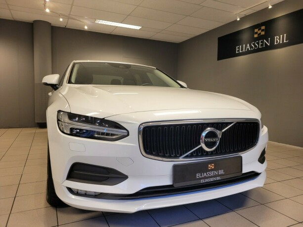 volvo-s90-diesel-2018-big-9