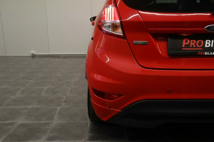 ford-fiesta-bensin-2016-big-8