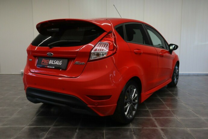 ford-fiesta-bensin-2016-big-1