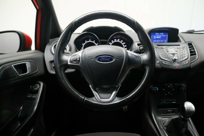 ford-fiesta-bensin-2016-big-16