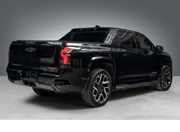 chevrolet-silverado-elektrisitet-2024-big-13