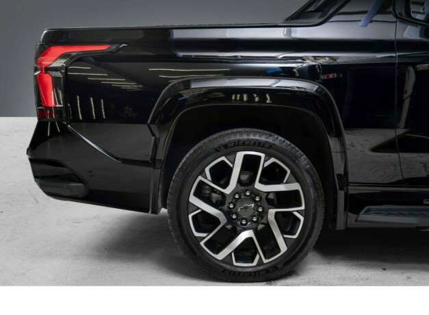 chevrolet-silverado-elektrisitet-2024-big-11