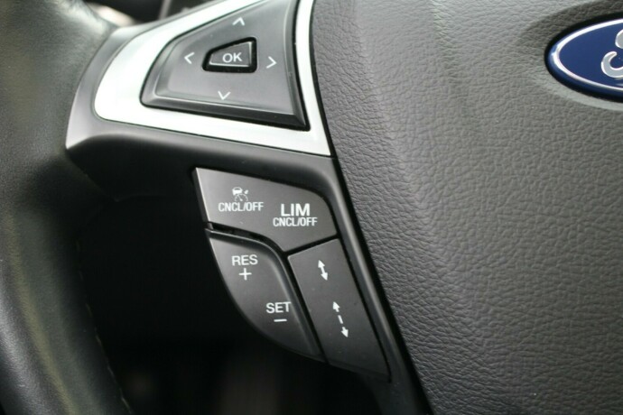 ford-mondeo-diesel-2016-big-19