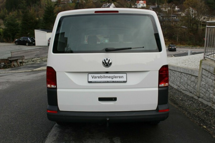 volkswagen-transporter-diesel-2021-big-6